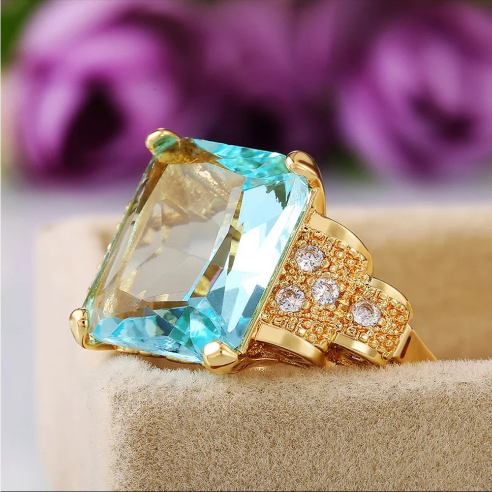 NEW Yellow Gold Plated  Blue Square Ring - Picture 2 of 6